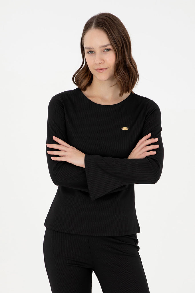 Ženski-Crni-Džemper-1944417VR046-1